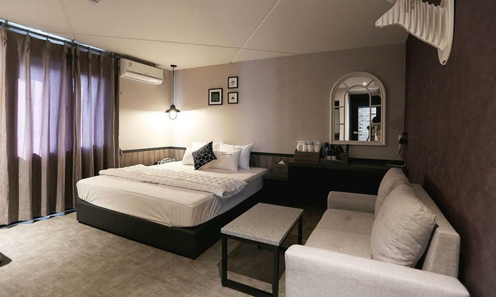 בוסאן Gupo Idea Hotel מראה חיצוני תמונה